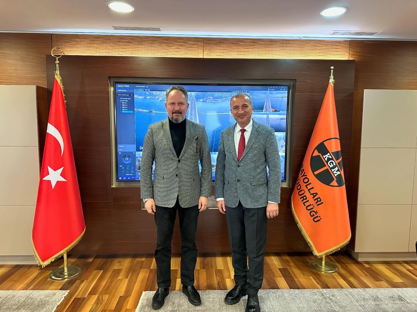 Mestan Özcan'dan Karayolları ziyareti