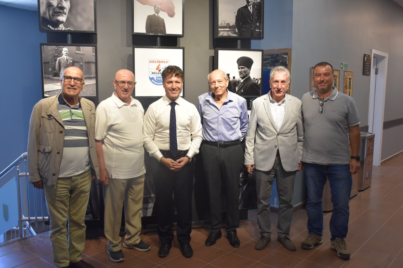 Başkan Soyuak’a emekli eğitimcilerden ziyaret