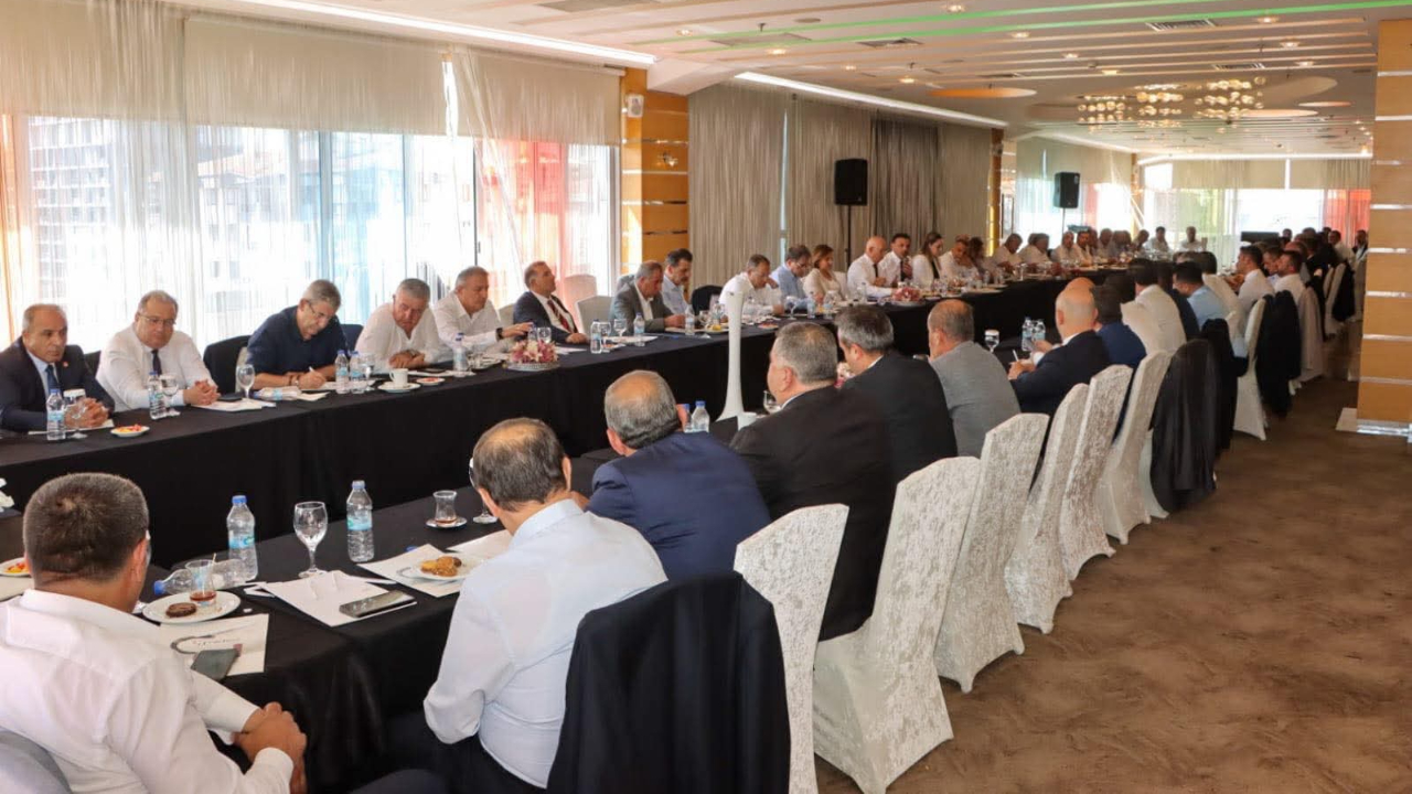 Gürbüz: Bu parti dizayn edilemez, teslim alınamaz