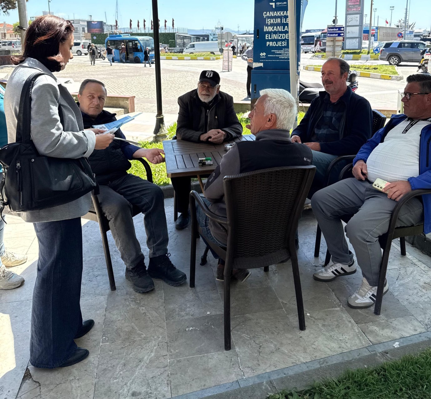 Gelibolu’da 65 yaş üstüne yönelik aşı bilgilendirmesi