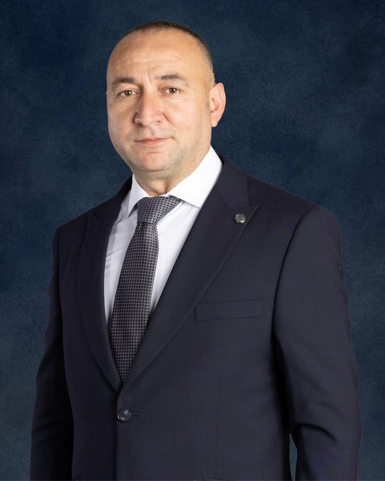 Ak'tan Coşkun'a yanıt: Aynı uygulama CHP’de doğru mu?