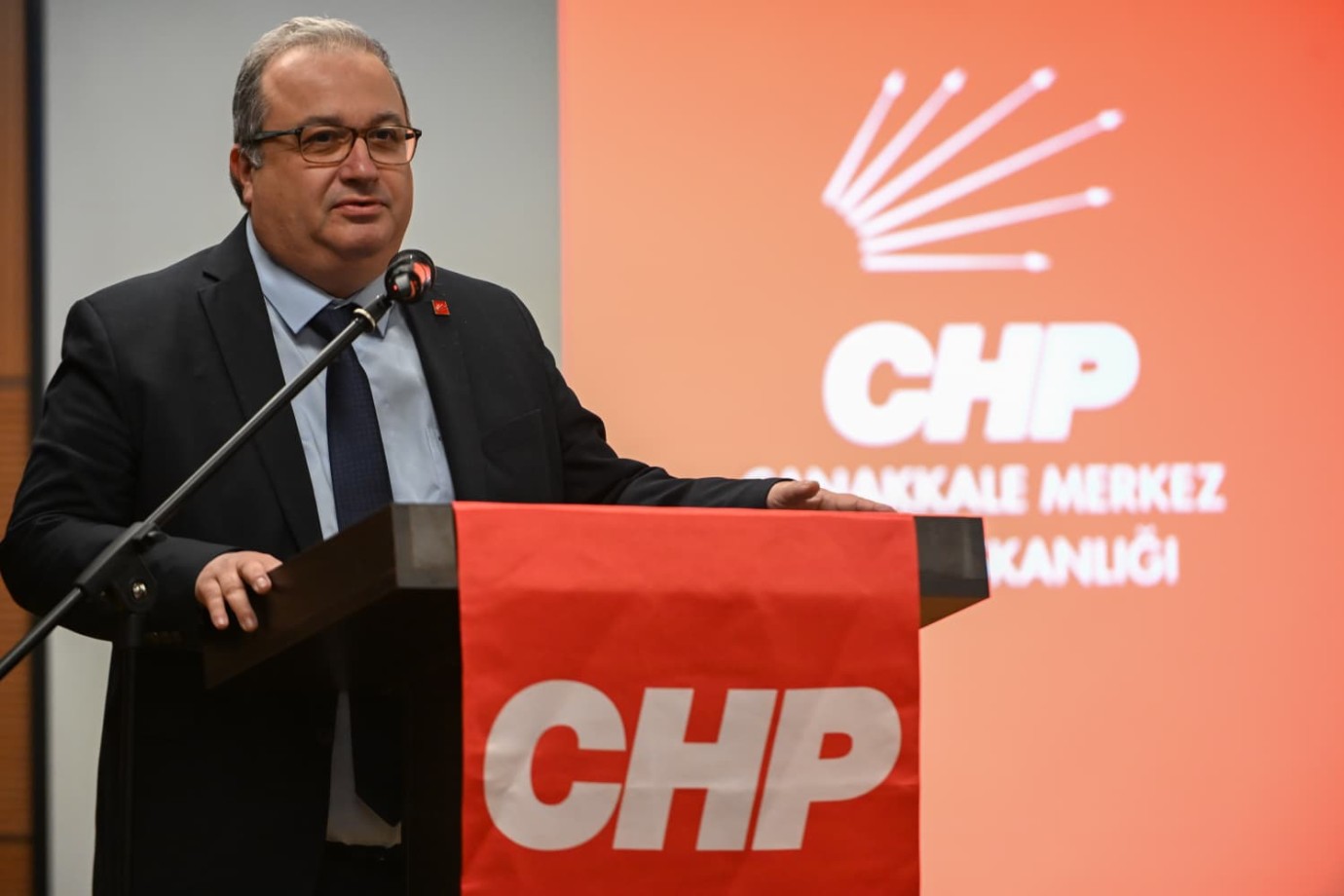 Levent Gürbüz: İşsizlikte artış geleceğe dair endişeleri büyütüyor