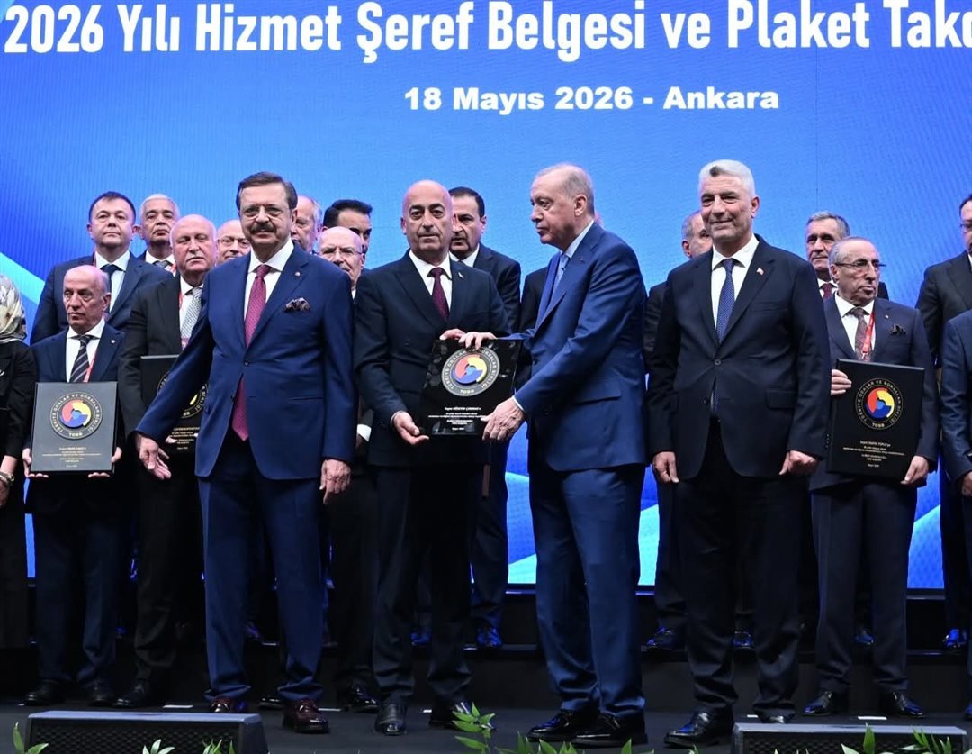 Gelibolu TSO Genel Sekreteri Hüseyin Çakmak’a anlamlı ödül