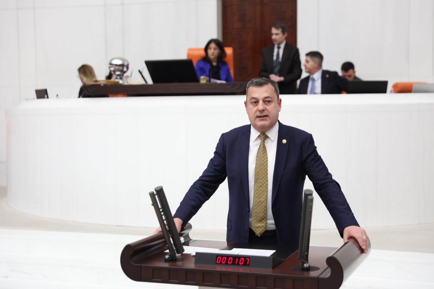 CHP'li Gündoğdu: Buğdaya açıklanan fiyat çiftçinin ölüm fermanıdır