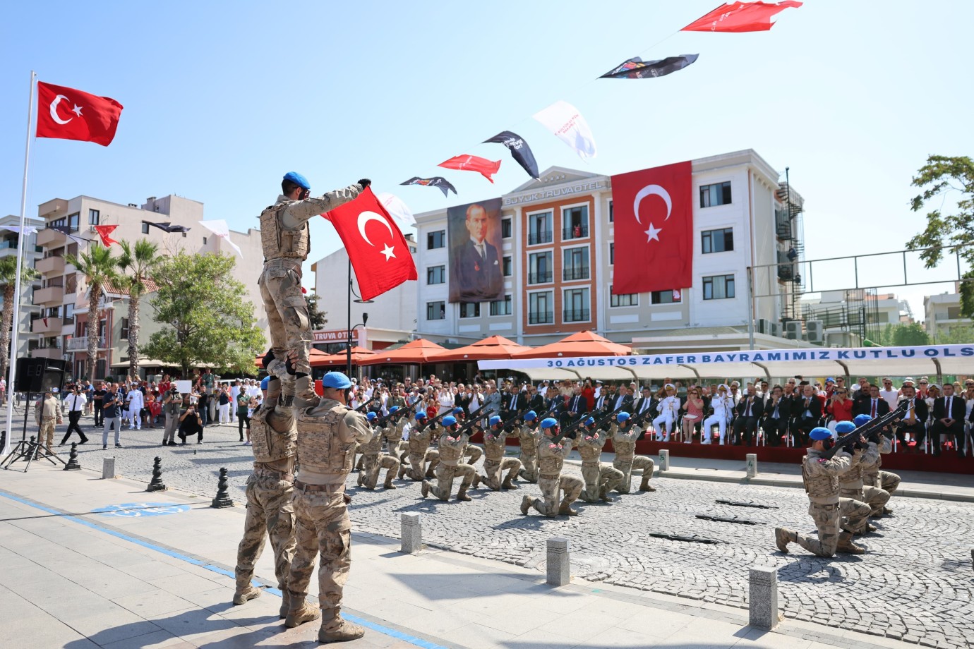Çanakkale’de 30 Ağustos Zafer Bayramı’nın 104. yıl dönümü coşkuyla kutlandı