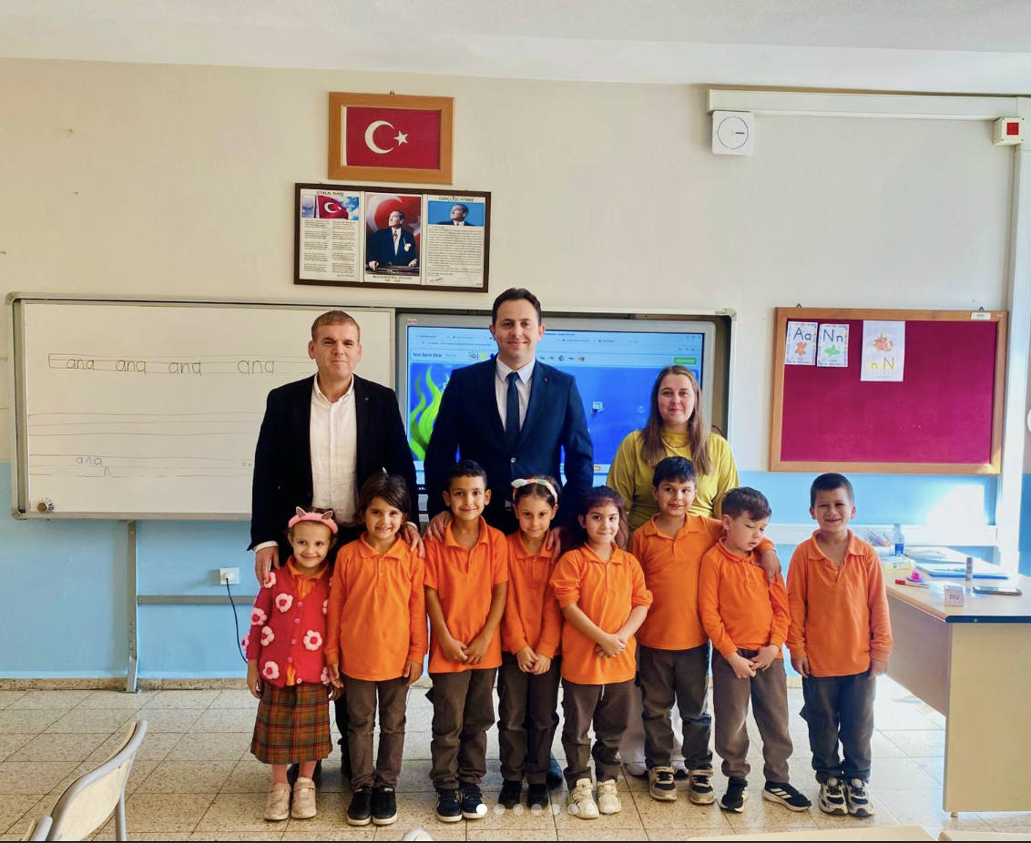 Kadir Aydın’dan Bolayır Şehit Nuriye Ak İlkokulu ve Ortaokuluna ziyaret