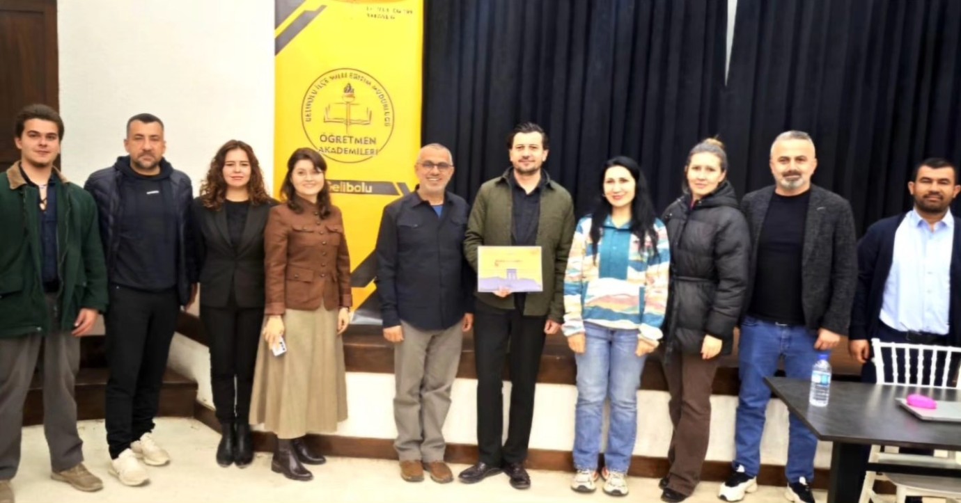 Gelibolu’da Öğretmen Akademileri devam ediyor