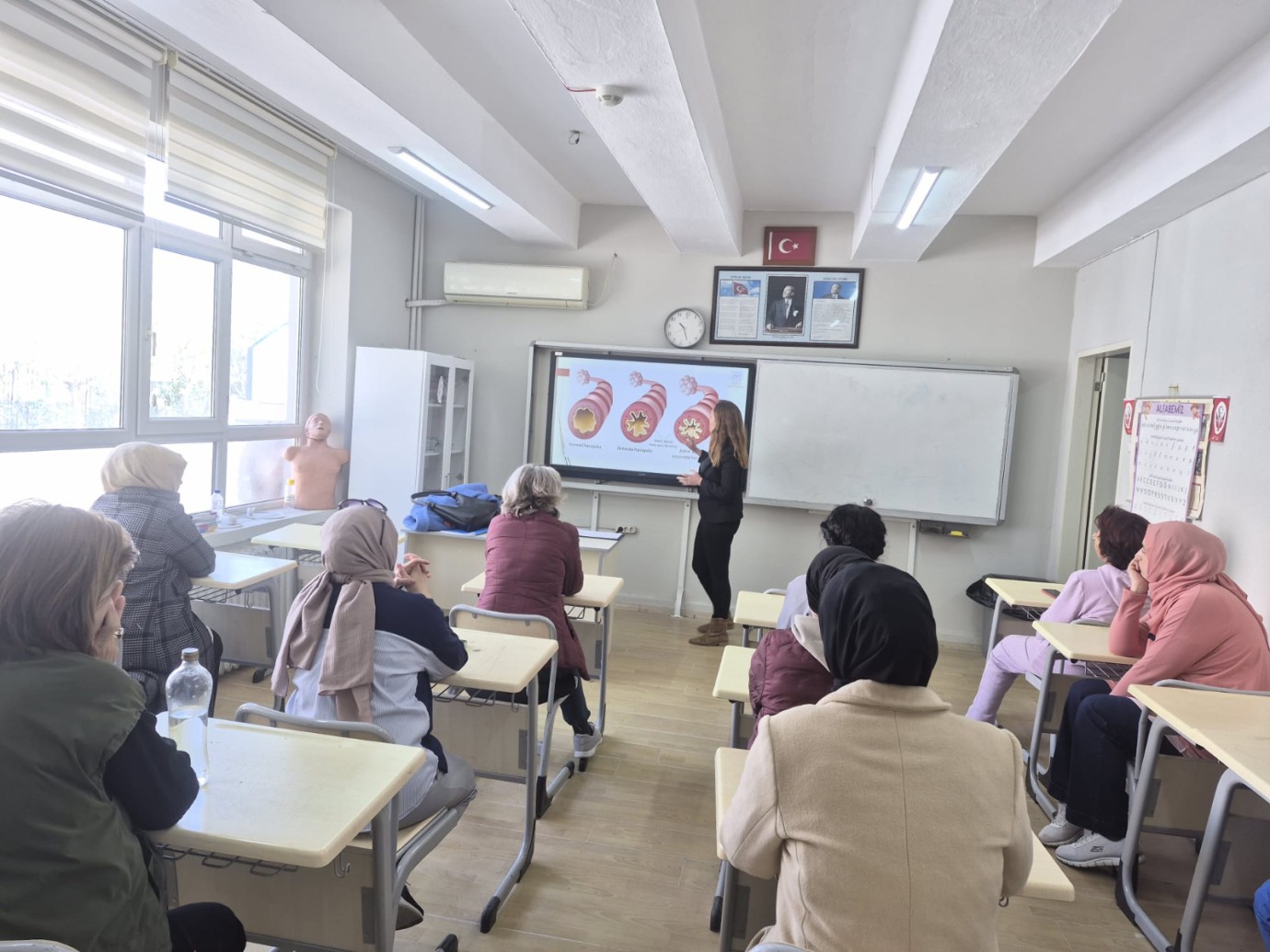 Gelibolu’da kursiyerlere astım hastalığı anlatıldı