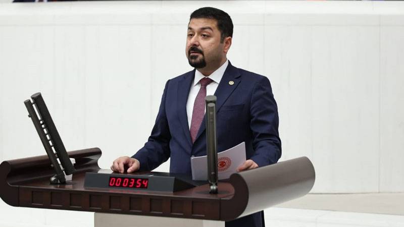 CHP'li Yazgan'dan kamu görevlilerinin AK Parti baskısına tepki